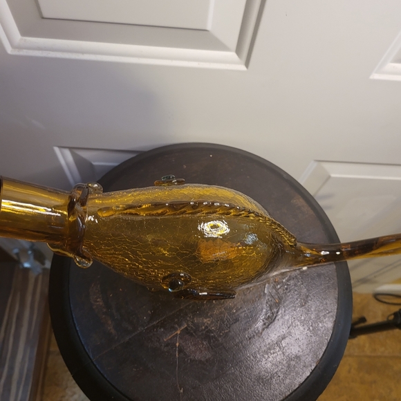 Blenko Style Mid-century Modern Amber Glass Fish Vase Decanter - Picture 3 of 9